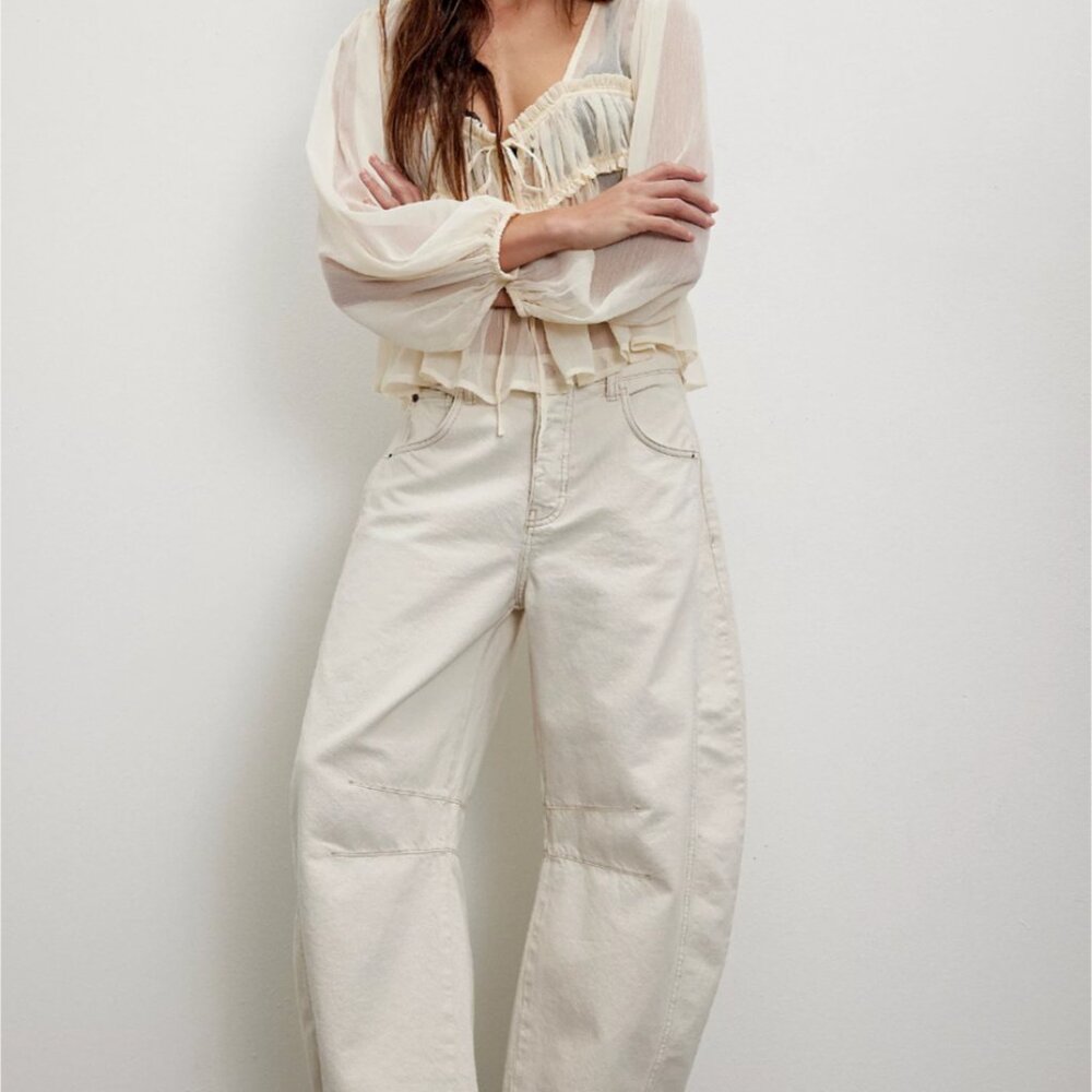 We The Free Mid Rise Barrel Jeans, White, Size 30